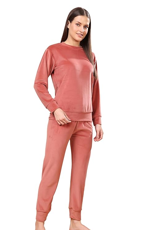 madfrog Women Solid Round Neck Velvet Nightwear Set | Cozy Winter Loungewear & Outdoor Sleepwear