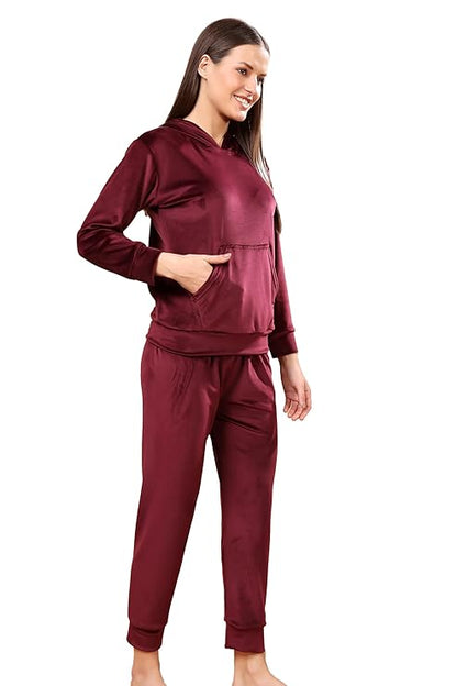 madfrog Women Solid Hooded Neck Velvet Nightwear Set | Cozy Winter Loungewear & Outdoor Sleepwear