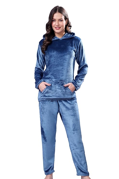 madfrog Women’s Solid Velvet Night Suit | Soft & Comfortable Fabric | Hooded Neck | Long Sleeve & Full-Length Bottoms | Winter Sleepwear Set