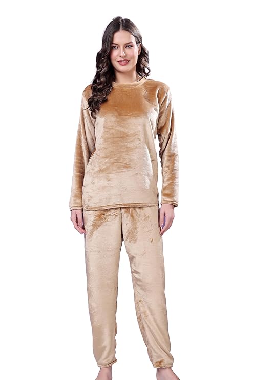 madfrog Women’s Solid Velvet Night Suit | Soft & Comfortable Fabric | Round Neck | Long Sleeve & Full-Length Bottoms | Winter Sleepwear Set