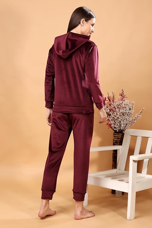 madfrog Women Solid Hooded Neck Velvet Nightwear Set | Cozy Winter Loungewear & Outdoor Sleepwear