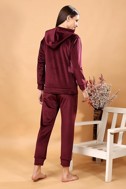 madfrog Women Solid Hooded Neck Velvet Nightwear Set | Cozy Winter Loungewear & Outdoor Sleepwear