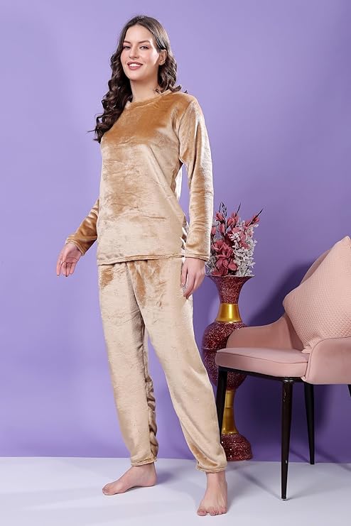 madfrog Women’s Solid Velvet Night Suit | Soft & Comfortable Fabric | Round Neck | Long Sleeve & Full-Length Bottoms | Winter Sleepwear Set