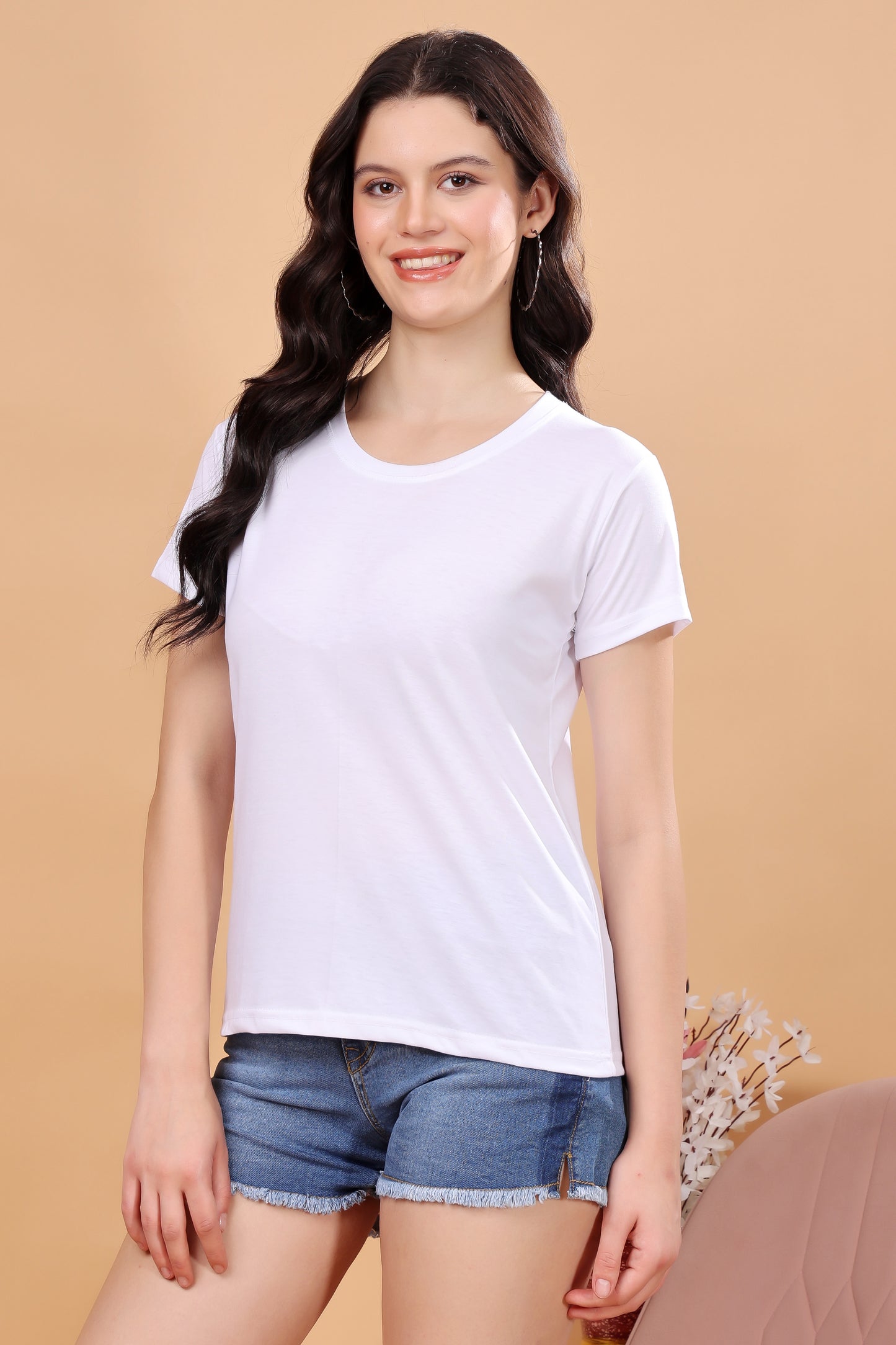 Kex Women Cotton Blend White Solid Tshirt