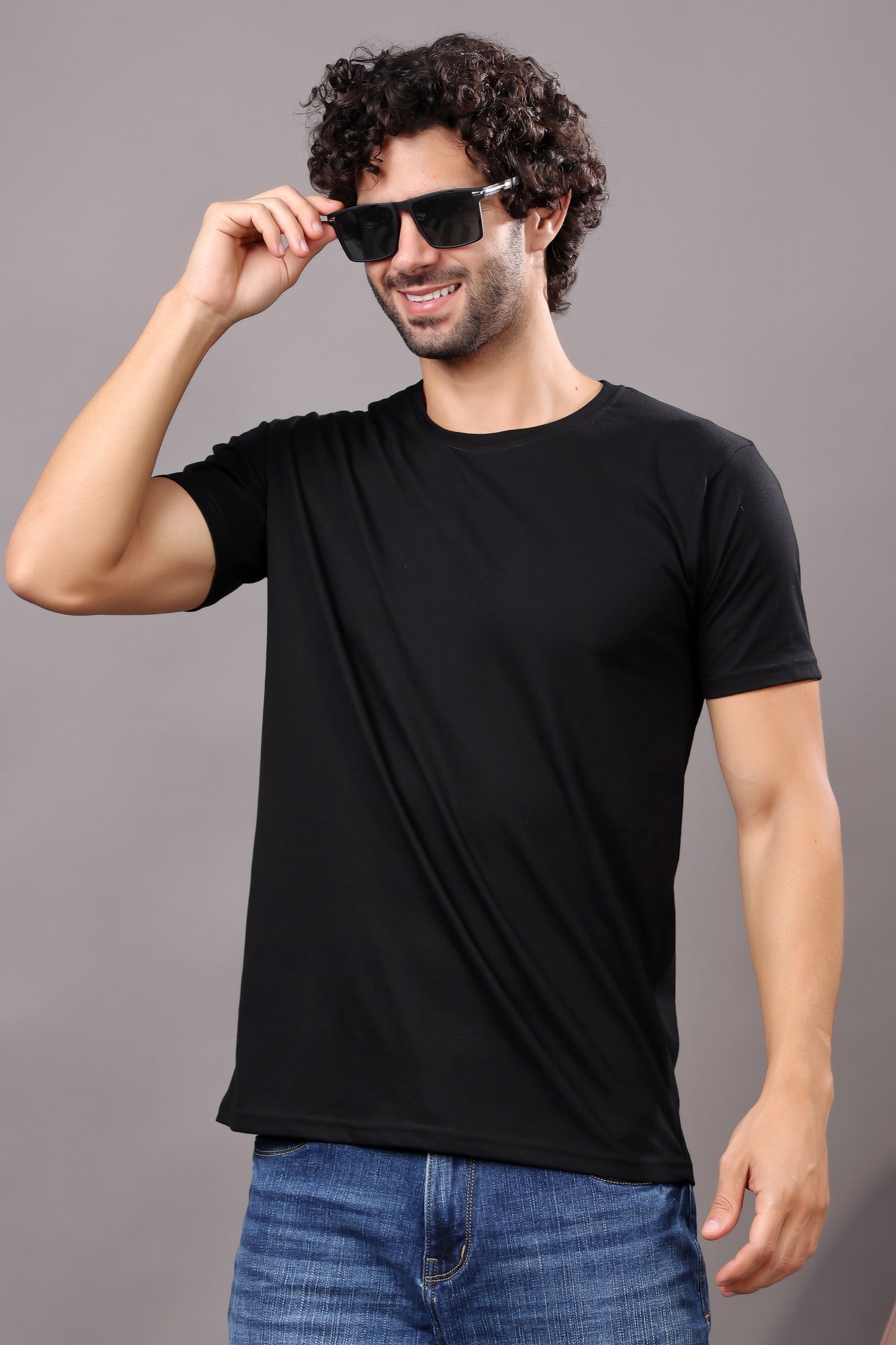 Kex Men Cotton Black Solid Tshirt